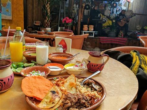 Taquería mexicana cerca de mí - Jul 5, 2015 · Boulevard Cafe And Grill. N.° 51 de 166 restaurantes en Petaluma. 19 opiniones. 1096 Petaluma Blvd N. A 0,4 km de Mi Pueblo Taqueria #2. Cocina: Americana, Café, Comedor. 